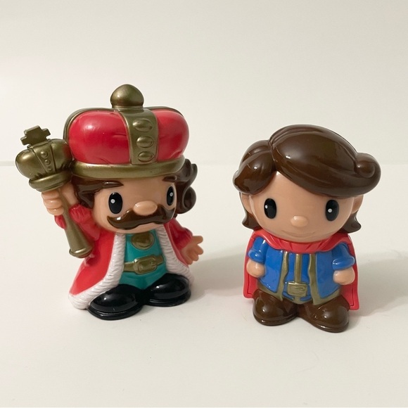 King and Prince Crown Royal  Man Castle for Little Plastic Toy - Picture 16 of 16